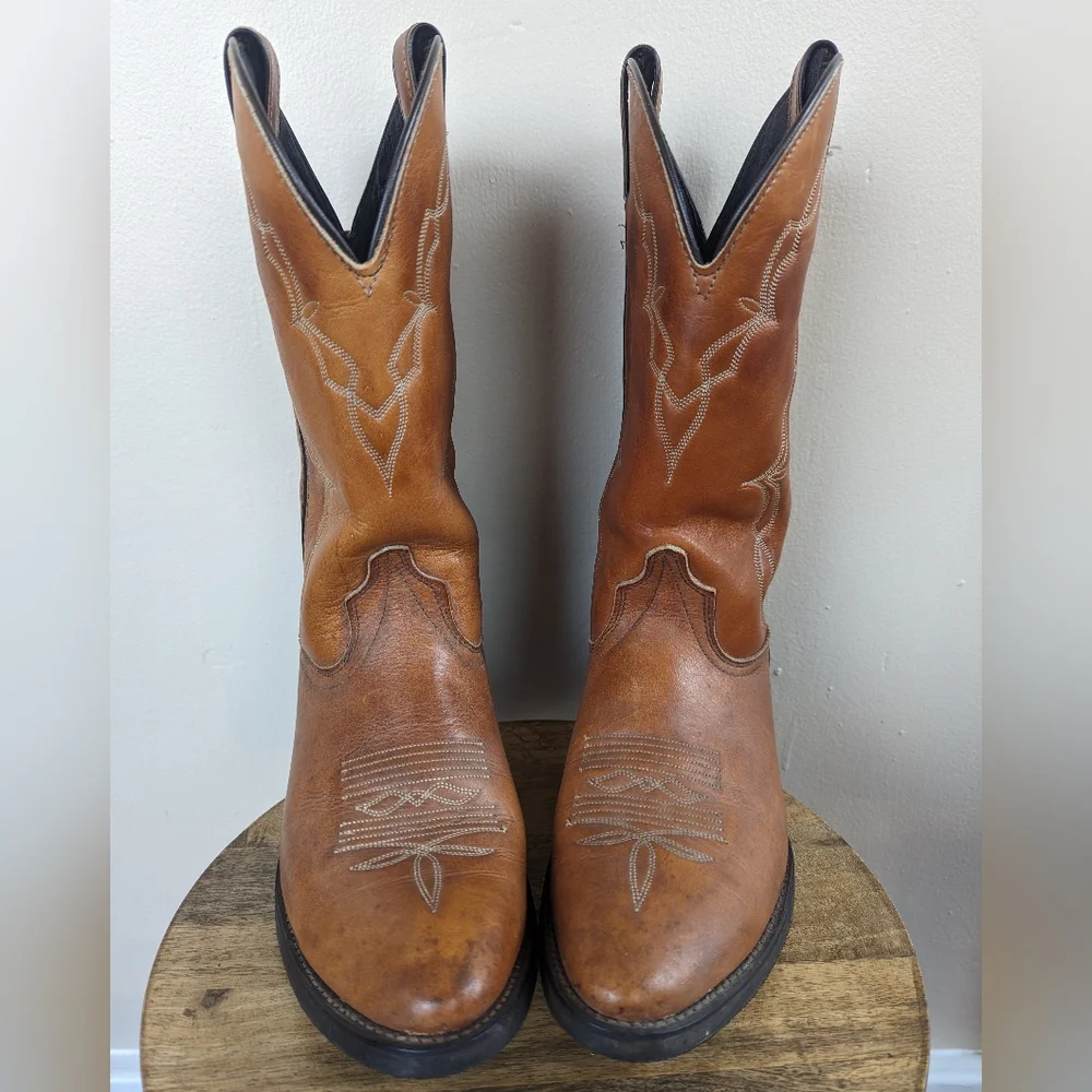 VINTAGE Avonite Hypalon Cowboy Boots, Honey/Cognac Brown (SIZE 9 EE/Extra Wide) - Picture 2 of 13